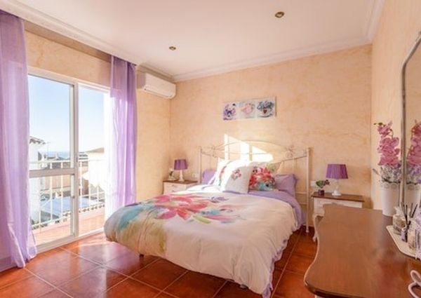 3 room luxury House for rent in Nerja, Spain