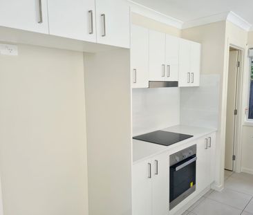 Near New 4 -Bedroom Low Maintenance Home - Photo 4