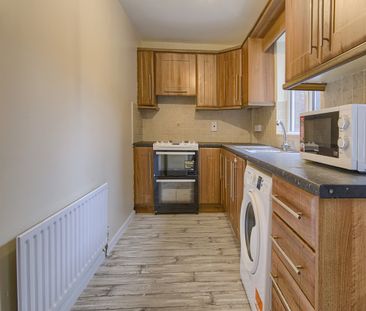 15 Farnham Street, Belfast, BT7 2FL - Photo 3