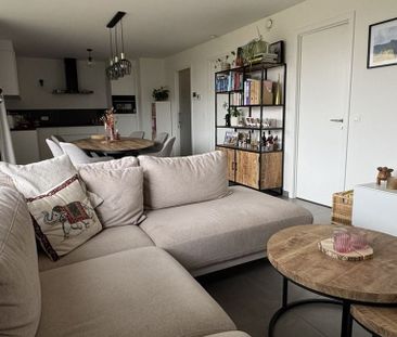 Appartement te huur in Wondelgem voor € 900 met 1 slaapkamer - Photo 2