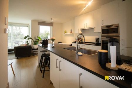 Zeer energiezuinig en instapklaar appartement (tot. opp. 81,44 m²) met private autostaanplaats - Photo 4