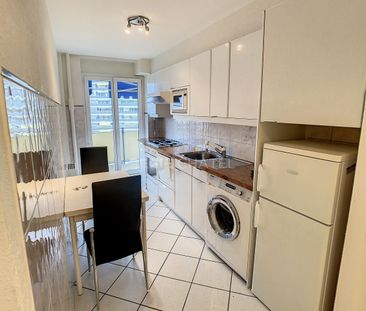 Lovely 2.5 room apartment partially furnished - Photo 6