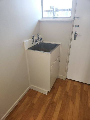 2/22 Deere Avenue, Fenton Park - Photo 2