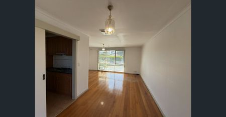 3 BEDROOM FAMILY HOME IN CLARINDA - Photo 2