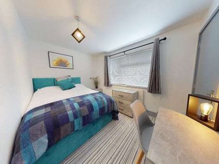 2 Goslyn Close - Photo 3