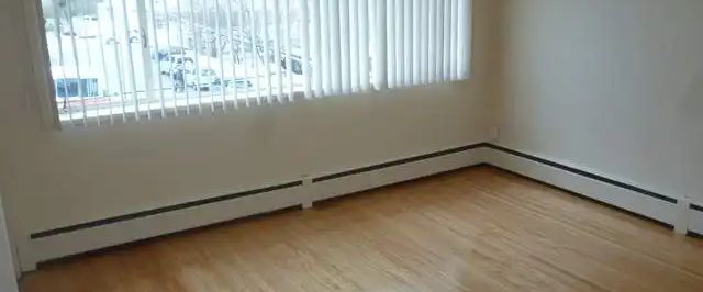 The Residency | 1049 Chilco Street, Vancouver - Photo 1