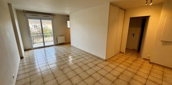 Location Appartement 2 pièces 47m² POITIERS 86000 - Photo 2