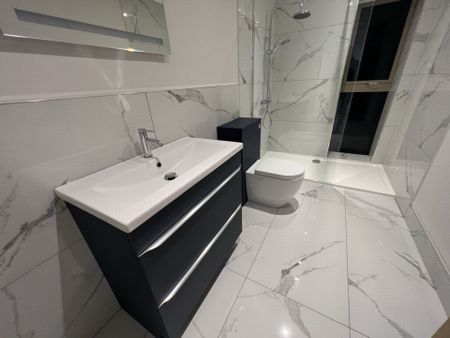 1 Bedroom Flat - Photo 5