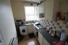 4 Bed - Spacious 4 Bedroom Flat By The Botanical Gardens - Photo 3