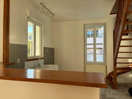 Location Maison 90m² VALENCE 26000 - Photo 3