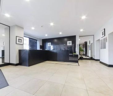 Room in a Shared Flat, Gateway Tower, E16 - Photo 1