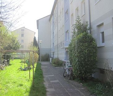 Top ! Sanierte /Renovierte 3-Zimmer-Citywohnung in grüner Lage ab sofort anmietbar. - Photo 5