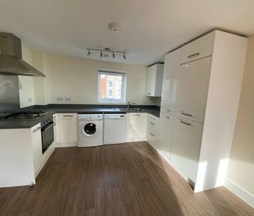 Flat to rent on - Photo 3