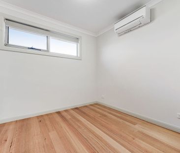39 Admiration Drive, Craigieburn VIC 3064 - House For Rent | Domain - Photo 6