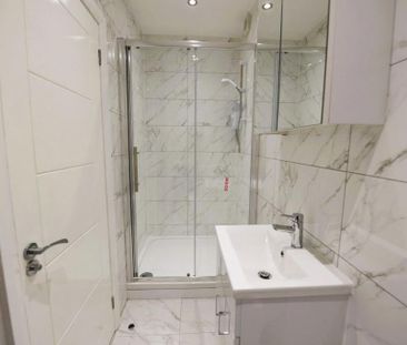 3 bedroom flat to rent - Photo 1