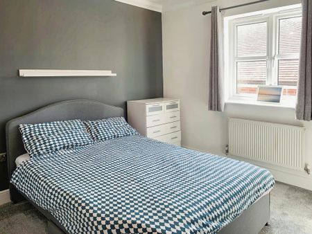 2 bedroom apartment to rent - Photo 5