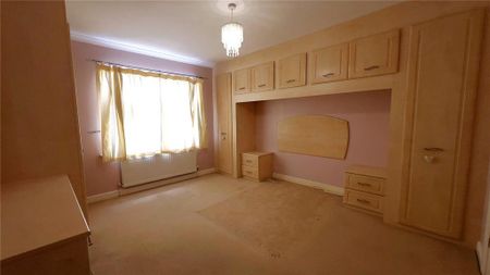 5 bedroom semi-detached house to rent - Photo 5