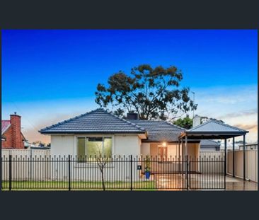 11 Smith Avenue, Woodville West, SA 5011 - Photo 2