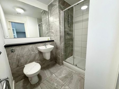 Studio to rent - Photo 5