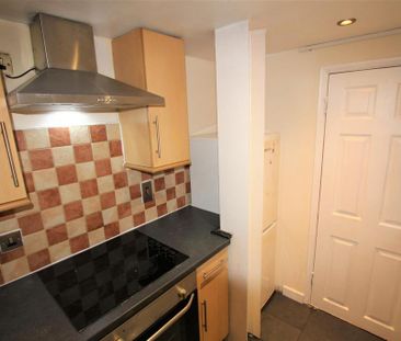 1 bedroom apartment to rent - Photo 2