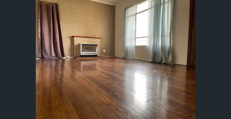 Walk to Zone 1 Train Station! - Photo 3