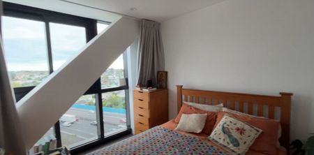 The Residences at LQ Ellerslie Studio Apartment. - Photo 3