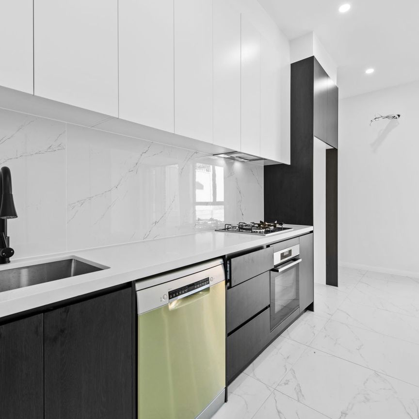 Stylish & Spacious Granny Flat In Schofields!! - Photo 1