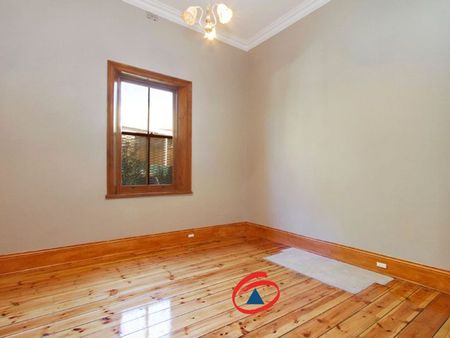 Fantastic Home in Great location !!! - Photo 3