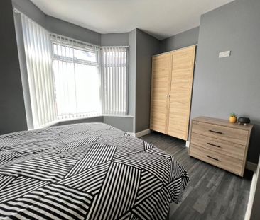 1 bedroom in a house share to rent - Photo 1