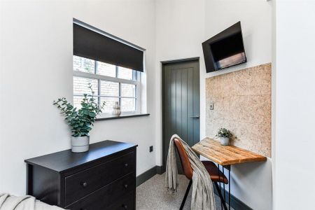 Studio to rent - Photo 4