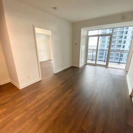 A Lakeview Downtown 2 Beds 2 Washrooms Condo Available - Photo 1