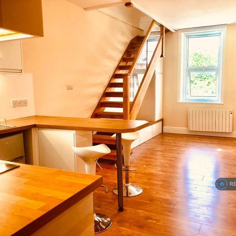 1 bedroom flat to rent - Photo 1