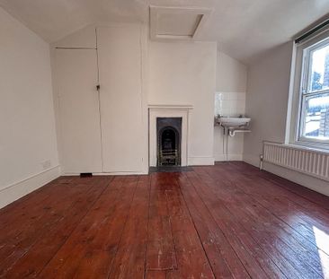3 bedroom terraced house to rent - Photo 6