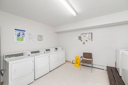 Dundas Medical - Photo 3