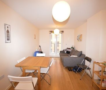 The Junction, Gray's Place, Slough,SL2 - Photo 1