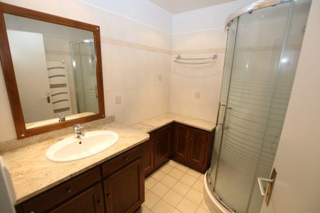 Location Appartement 2 pièces 59m² CLERMONT FERRAND 63100 - Photo 5