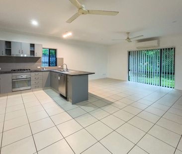 Available April | Extra Parking & Two Sheds | No Rear Neighbours - Photo 5