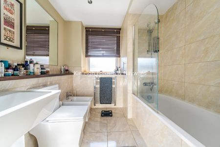 College Road, London SE21 - Photo 5