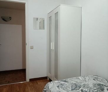 Carrer dAragó, Barcelona, Catalonia - Photo 4