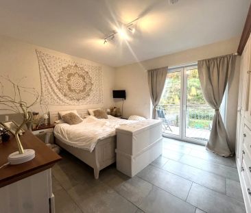 Moderne Erdgeschosswohnung mit großer Terrasse & Balkon – ruhige La... - Foto 1