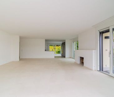 Helle 4.5-Zimmer-Wohnung mit Seesicht und Balkon in Rüschlikon - Foto 4