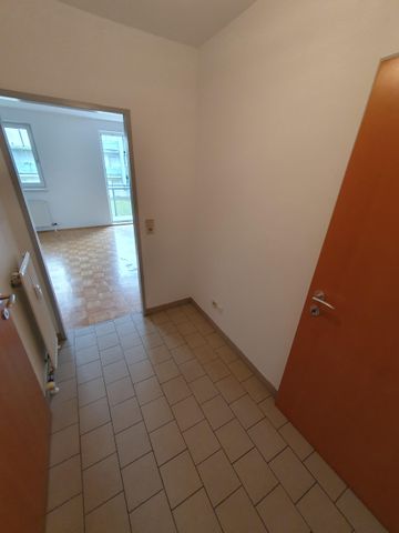 Gemütliche 1-Zimmer-Wohnung mit Balkon im 1. Stock - Photo 5