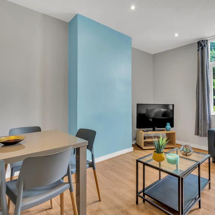 6 bedroom house to rent - Photo 1