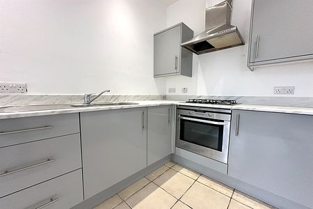 APT 1, 22 Glantane Drive, Belfast, BT15 3FE - Photo 5