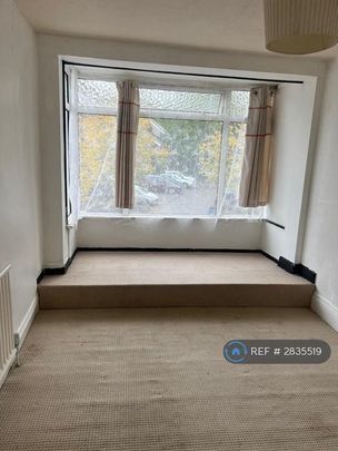 4 bedroom terraced house to rent - Photo 1