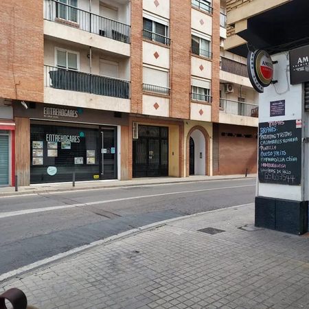 Avenida 1 de Mayo, Alfara del Patriarca, Valencian Community 46115 - Photo 2