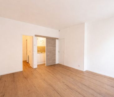 Location Appartement 1 pièce 29m² - Photo 5