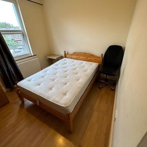 Room in a Shared House, Whymark Avenue, N22 - Photo 3