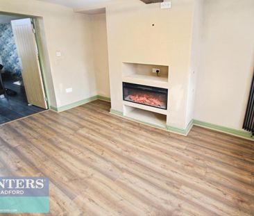 3 bedroom House To Let Total Size: 1054 SQ FT - Photo 1