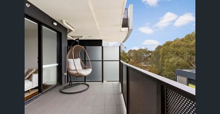 Furnished | Contemporary Living in a Quiet, Convenient Pocket - Photo 5